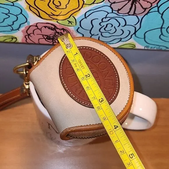 Vintage Dooney & Bourke Coin Wallet - Picture 8 of 8